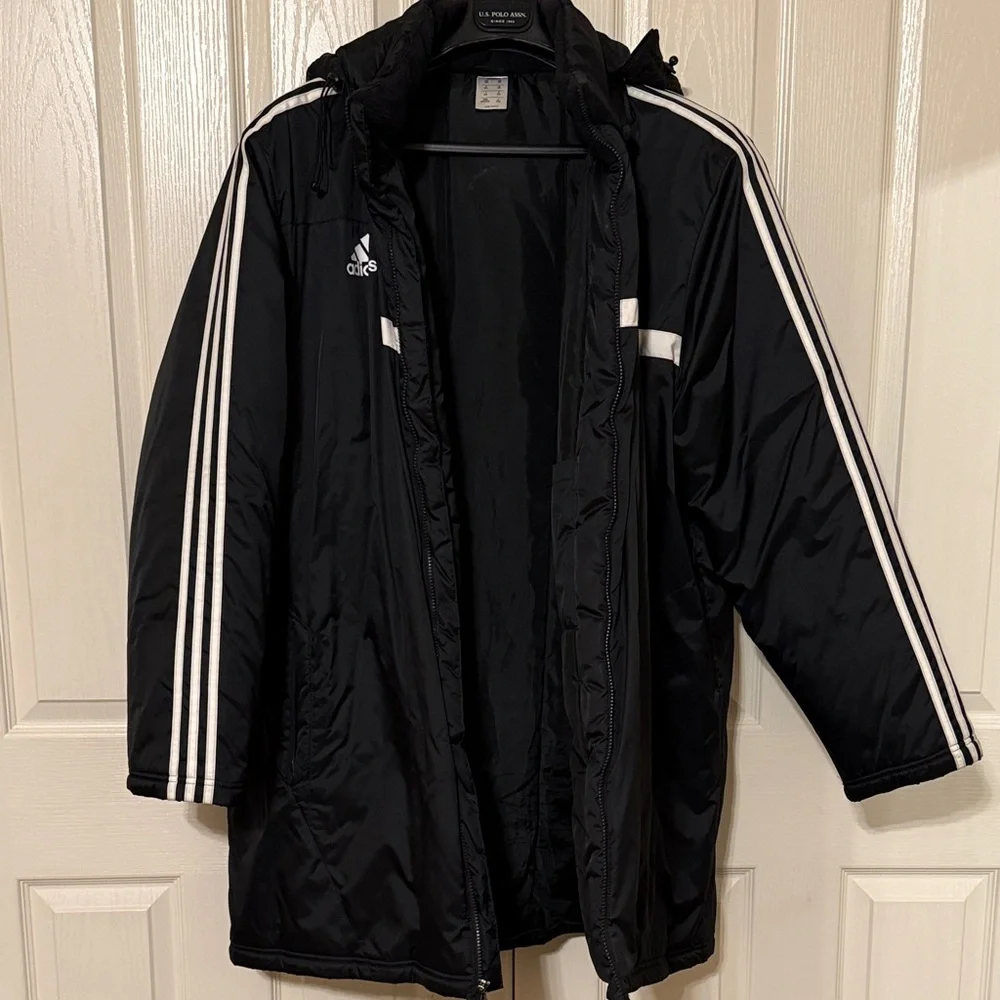 adidas Black and White Puffer Jacket - Picture 4 of 4